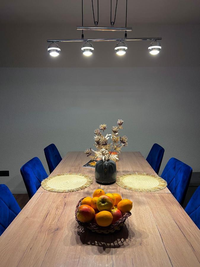 Betty Apartments Borik - Whole Ground Floor Ровінь Екстер'єр фото