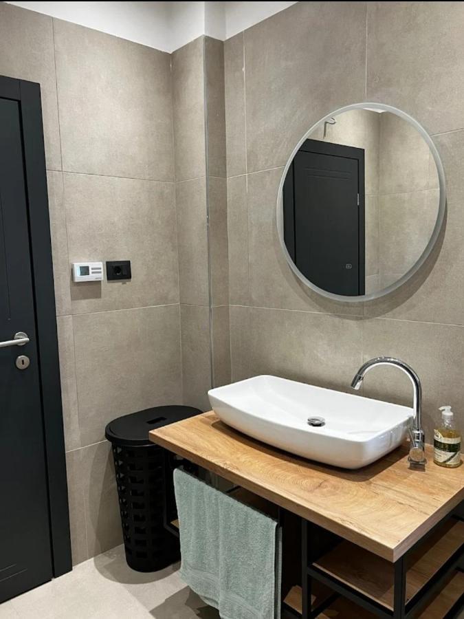 Betty Apartments Borik - Whole Ground Floor Ровінь Екстер'єр фото